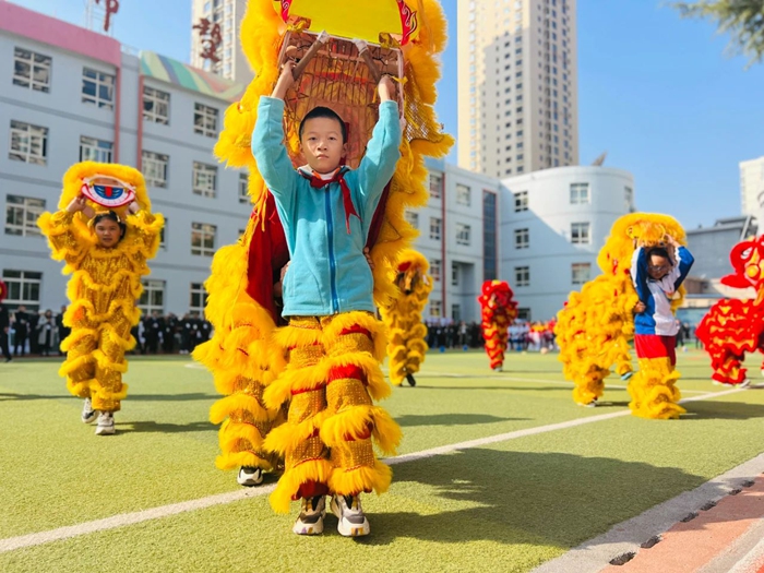 奧納納與曼